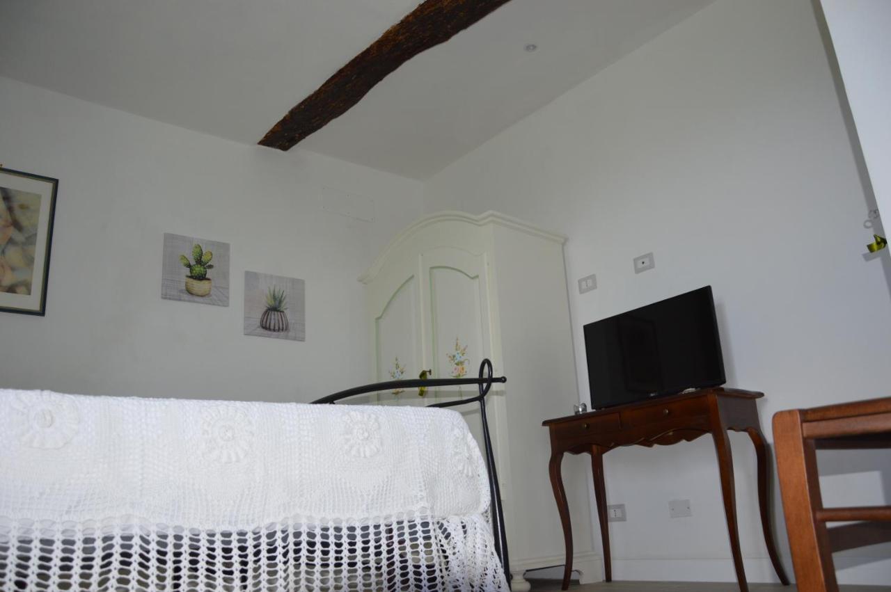 B&B Il Grifo Бомарцо Экстерьер фото